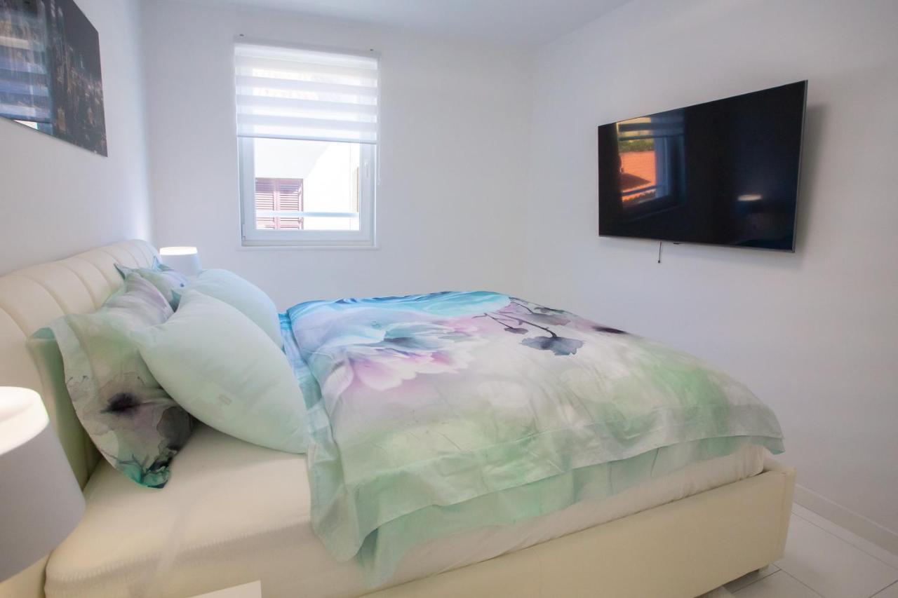 Apartman Pascal Poreč Extérieur photo